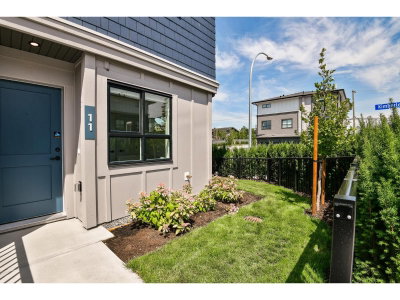 33520 KINGSTON Avenue | Abbotsford British Columbia | Slide Image Three