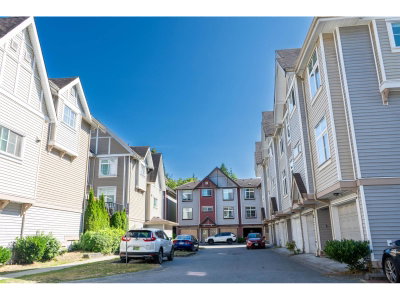 9405 121 Street | Surrey British Columbia | Slide Image Three
