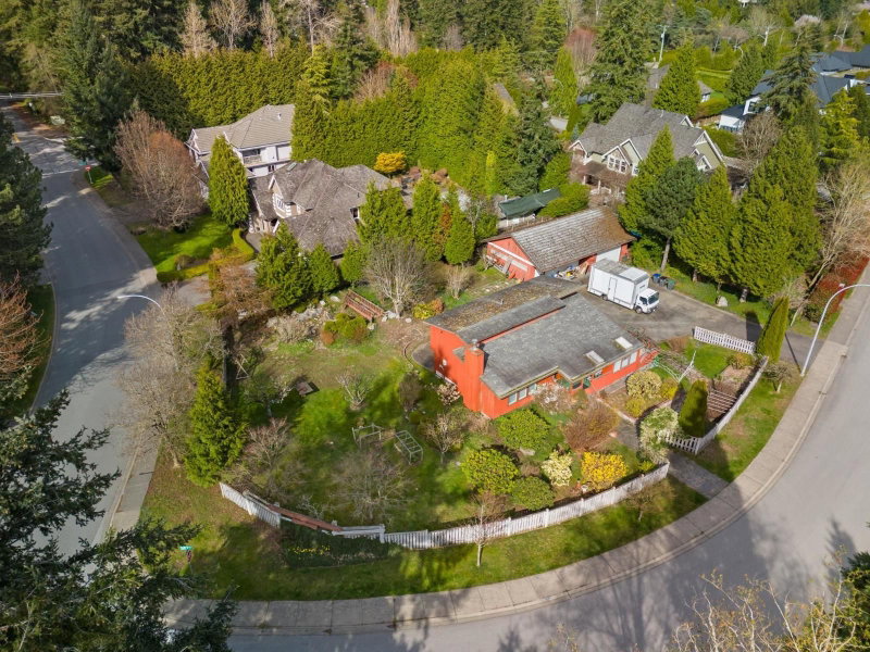 13201 23A Avenue Surrey British Columbia, V4A 9W5 - 3 Bedrooms Home For Sale