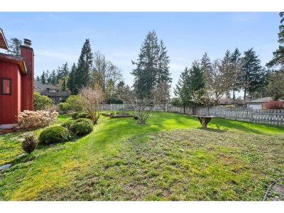 13201 23A Avenue | Surrey British Columbia | Slide Image Ten