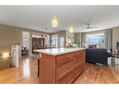 8590 SUNRISE Drive | Chilliwack British Columbia | Slide Image Eight