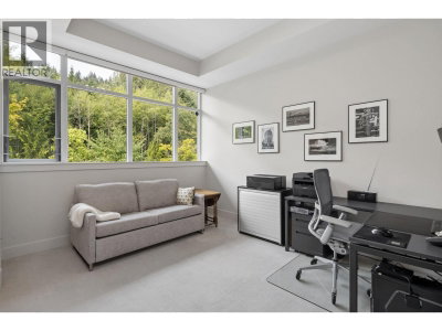 2210 CHIPPENDALE Road | West Vancouver British Columbia | Slide Image Thirty