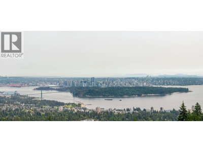 2210 CHIPPENDALE Road | West Vancouver British Columbia | Slide Image Thirty-eight