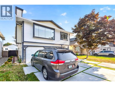22419 125 Avenue | Maple Ridge British Columbia | Slide Image Three