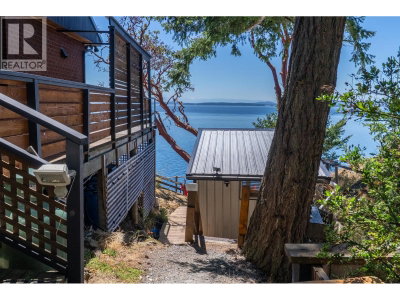 7918 SWANSON VIEW Drive | Pender Island British Columbia | Slide Image Twenty-five