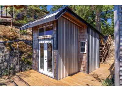 7918 SWANSON VIEW Drive | Pender Island British Columbia | Slide Image Twenty-seven