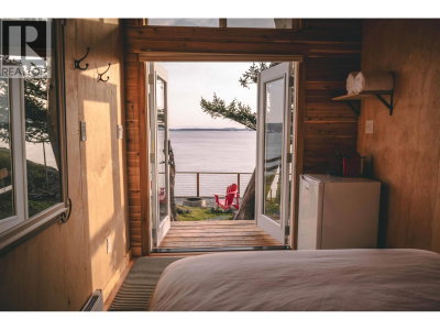7918 SWANSON VIEW Drive | Pender Island British Columbia | Slide Image Twenty-eight