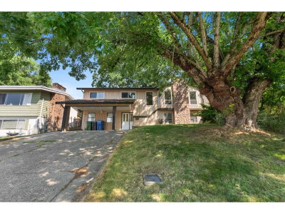 34855 MCLEOD Avenue | Abbotsford British Columbia | Slide Image Two
