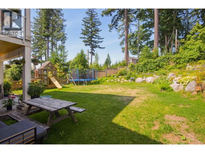 1408 STRAWLINE HILL Street | Coquitlam British Columbia | Slide Image Nine
