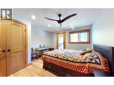 2556 SNOWRIDGE Crescent | Whistler British Columbia | Slide Image Eleven