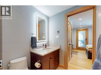 2556 SNOWRIDGE Crescent | Whistler British Columbia | Slide Image Thirteen