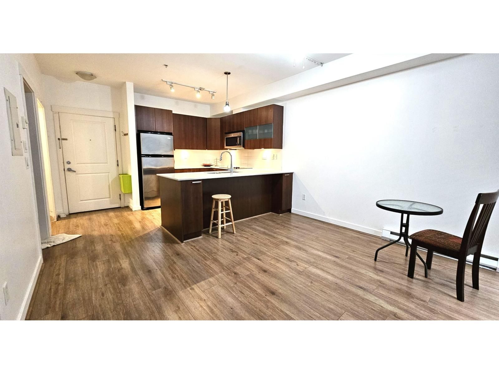 13321 102A Avenue, Surrey, British Columbia V3T 1P6