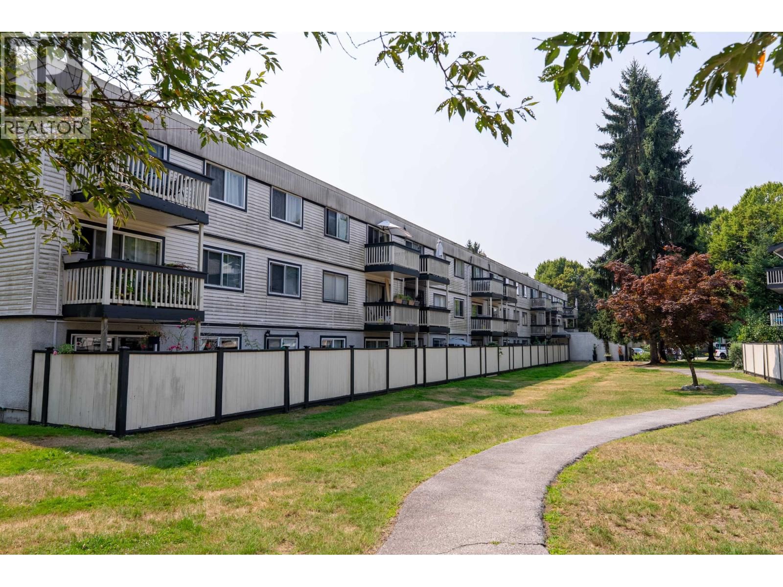 780 PREMIER Street, North Vancouver, British Columbia V7J 2G8