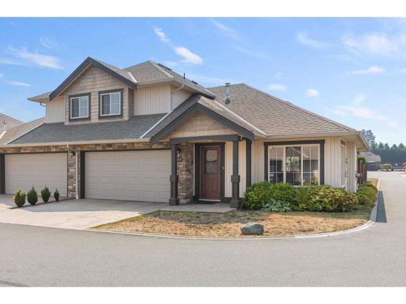 6449 BLACKWOOD Lane Chilliwack British Columbia, V2R 5X5 - 3 Bedrooms Condo For Sale