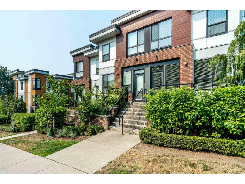 20087 68 Avenue Langley British Columbia, V2Y 0Y4 - 2 Bedrooms Condo For Sale