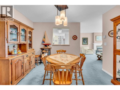 6611 SOUTHOAKS Crescent | Burnaby British Columbia | Slide Image Seventeen