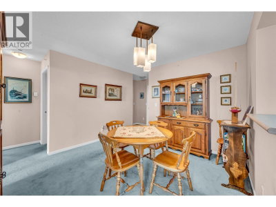 6611 SOUTHOAKS Crescent | Burnaby British Columbia | Slide Image Nineteen