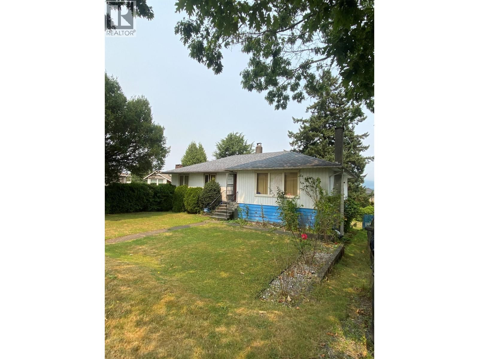 4757 BUXTON Street, Burnaby, British Columbia V5H 1J2