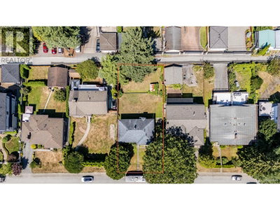 4757 BUXTON Street | Burnaby British Columbia | Slide Image Four