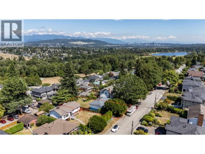 4757 BUXTON Street | Burnaby British Columbia | Slide Image Five