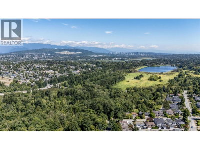 4757 BUXTON Street | Burnaby British Columbia | Slide Image Eight
