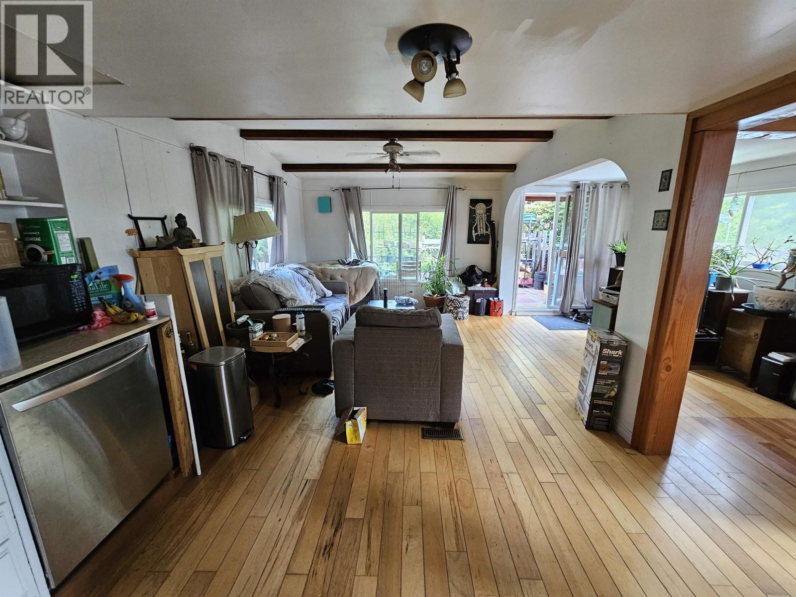 6 BRACKEN Parkway, Squamish, British Columbia V0N 1H0