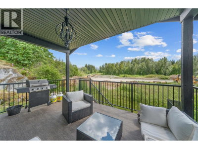 13532 BIRDTAIL Drive | Maple Ridge British Columbia | Slide Image Thirty-five