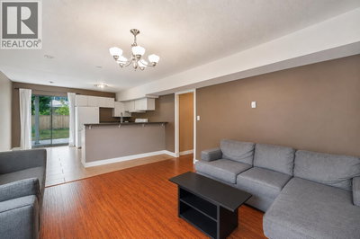 976 HOSMER Court | Coquitlam British Columbia | Slide Image Five
