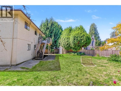 976 HOSMER Court | Coquitlam British Columbia | Slide Image Six