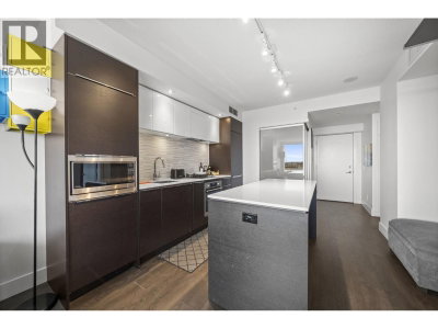 5233 GILBERT Road | Richmond British Columbia | Slide Image Eight