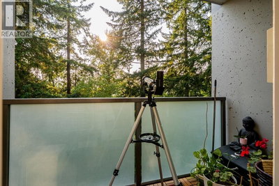 9541 ERICKSON Drive | Burnaby British Columbia | Slide Image Twenty-six