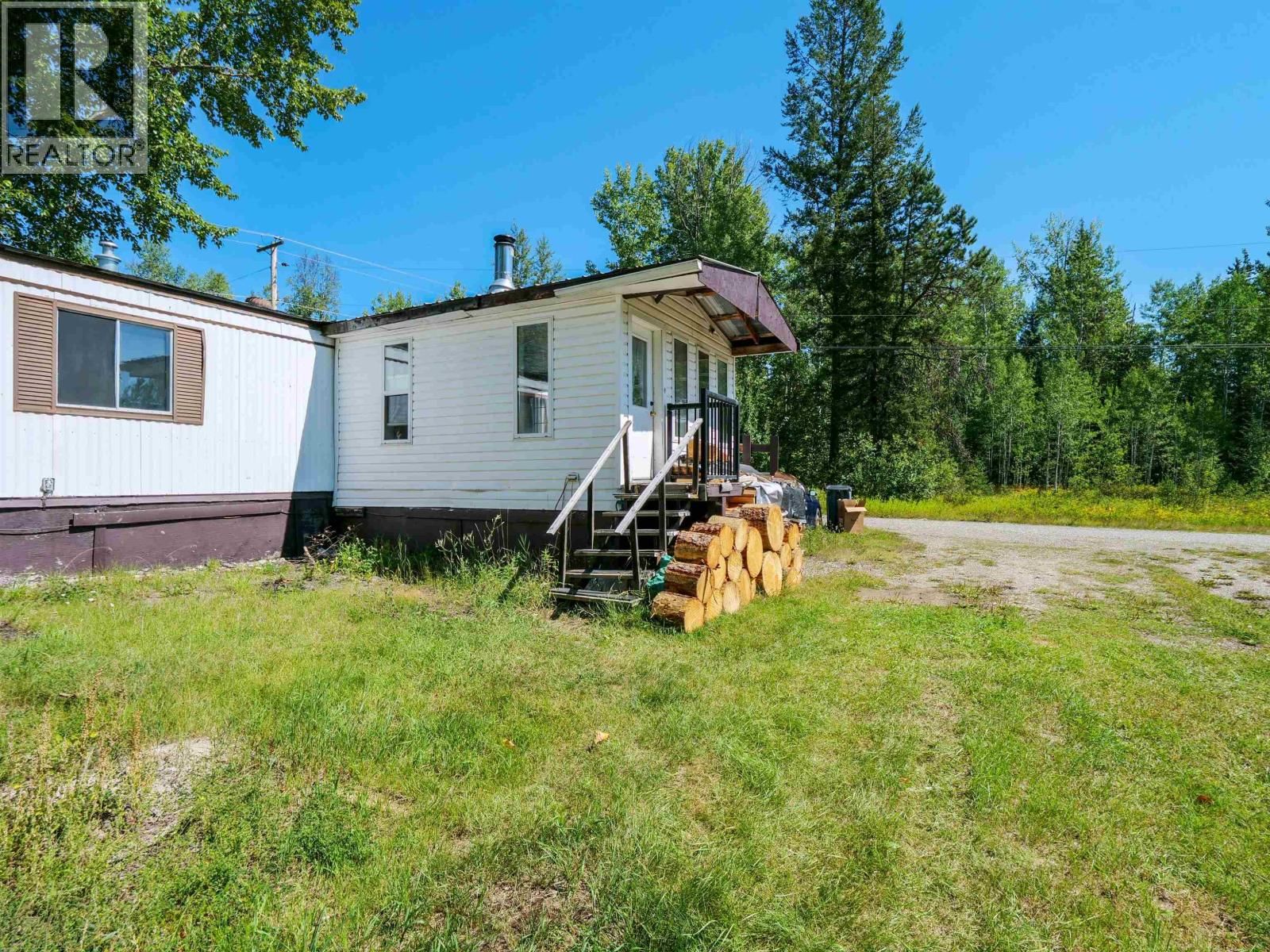 325 SKYLINE Road, Quesnel, British Columbia V2J 6H9