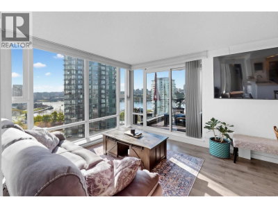 455 BEACH Crescent | Vancouver British Columbia | Slide Image One