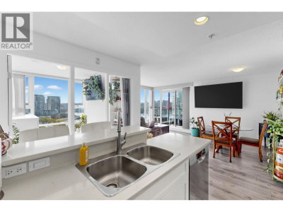 455 BEACH Crescent | Vancouver British Columbia | Slide Image Thirteen