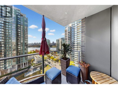 455 BEACH Crescent | Vancouver British Columbia | Slide Image Twenty-one