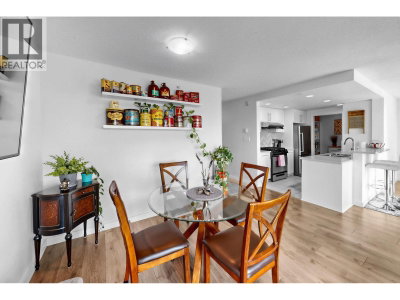 455 BEACH Crescent | Vancouver British Columbia | Slide Image Eight