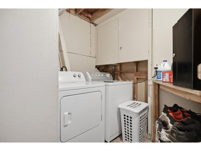 32082 AUSTIN Avenue | Abbotsford British Columbia | Slide Image Twenty-nine