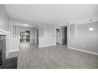 32082 AUSTIN Avenue | Abbotsford British Columbia | Slide Image Five
