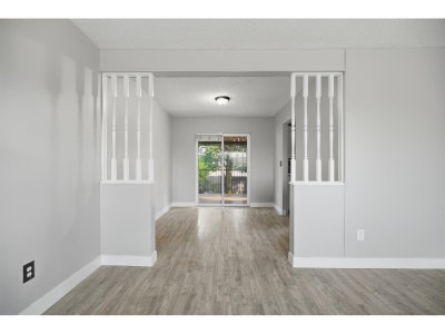32082 AUSTIN Avenue | Abbotsford British Columbia | Slide Image Six