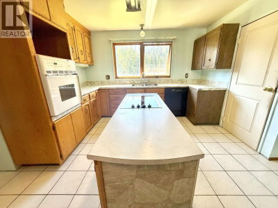 2855 SILVERCREST Road | Prince George British Columbia | Slide Image Seven