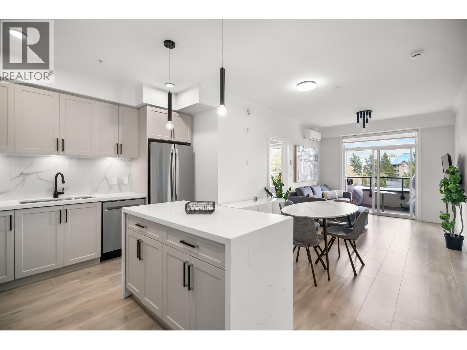 12109 223 Street, Maple Ridge, British Columbia V2X 5Y6