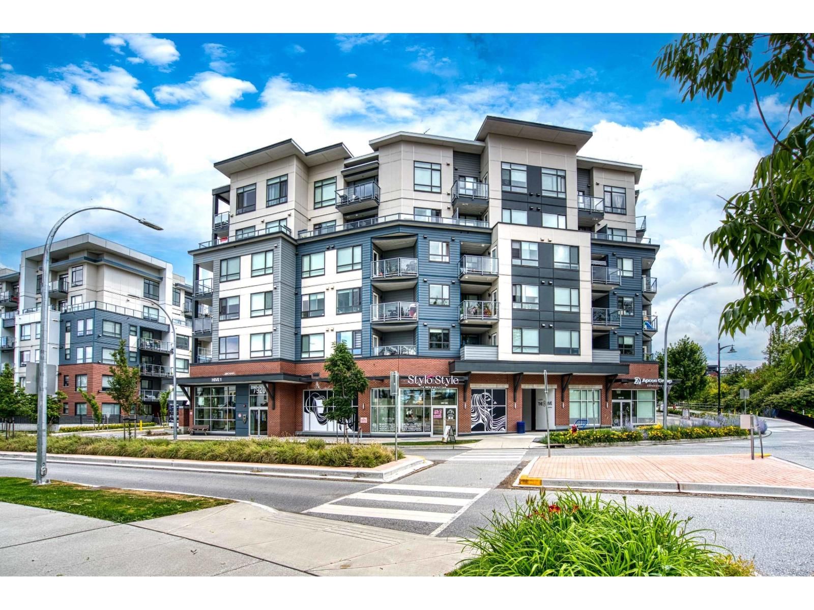 7920 206 Street, Langley, British Columbia V2Y 3X1