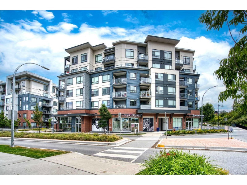 7920 206 Street Langley British Columbia, V2Y 3X1 - 1 Bedroom Condo For Sale