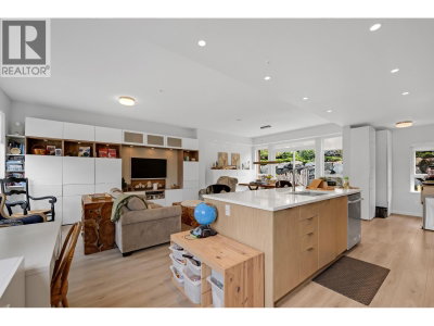 41238 HIGHLINE Place | Squamish British Columbia | Slide Image Fifteen