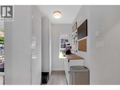 41238 HIGHLINE Place | Squamish British Columbia | Slide Image Eighteen