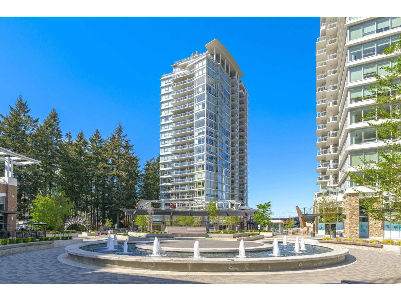 15152 RUSSELL Avenue White Rock British Columbia, V4B 0A3 - Condo For Sale
