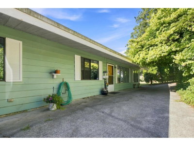 7817 SANDPIPER Street | Mission British Columbia | Slide Image Three