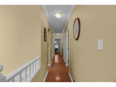 34981 BERNINA Court | Abbotsford British Columbia | Slide Image Eleven