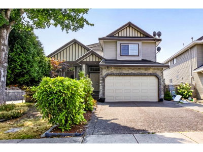 16688 63B Avenue | Surrey British Columbia | Slide Image Two