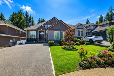 16758 86 Avenue | Surrey British Columbia | Slide Image Three